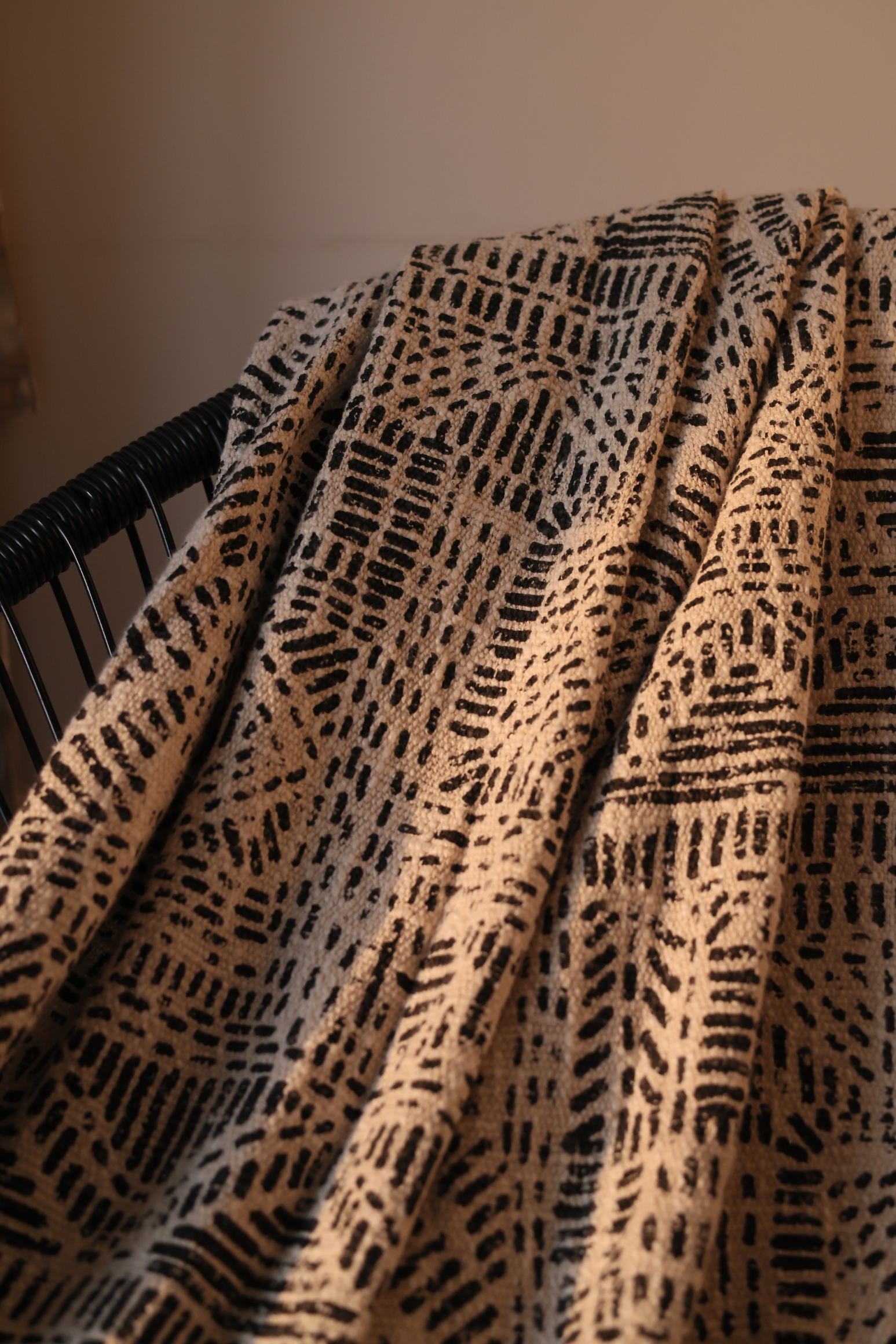 Abstract Pattern Sofa Throw